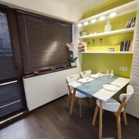 Sunflower By Rv Apartament *